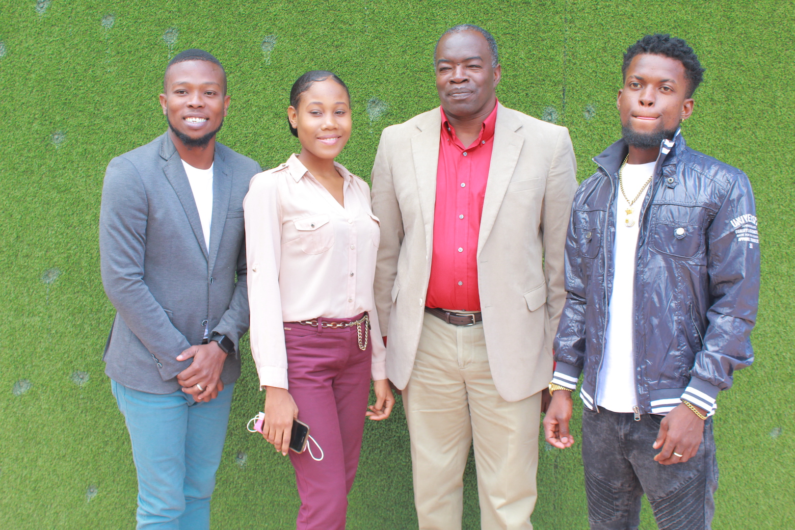 Compas, rap, rabòday au concours de jingles pour la vaccination contre la Covid-19