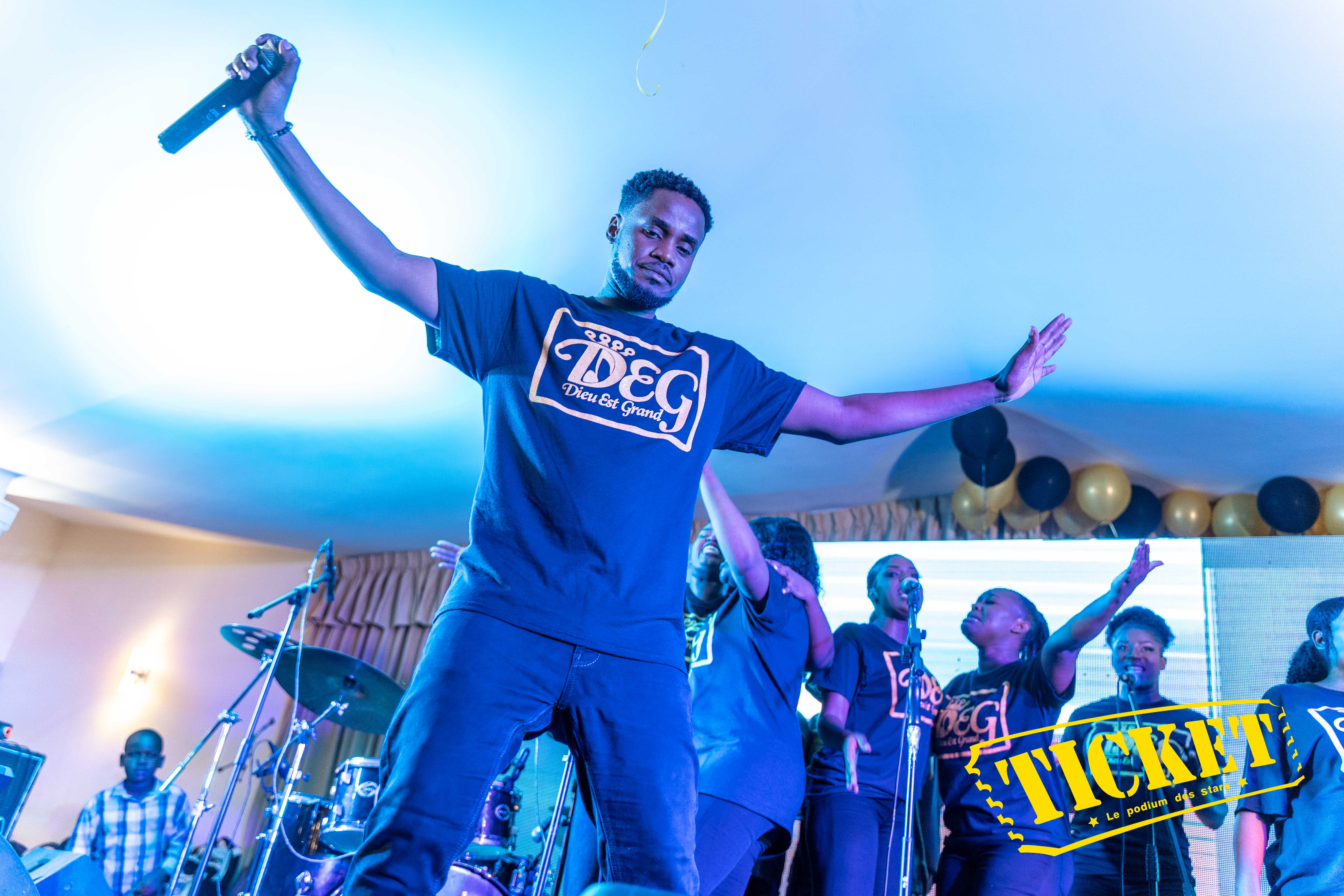 Beau spectacle pour les 8 ans de la chorale DEG