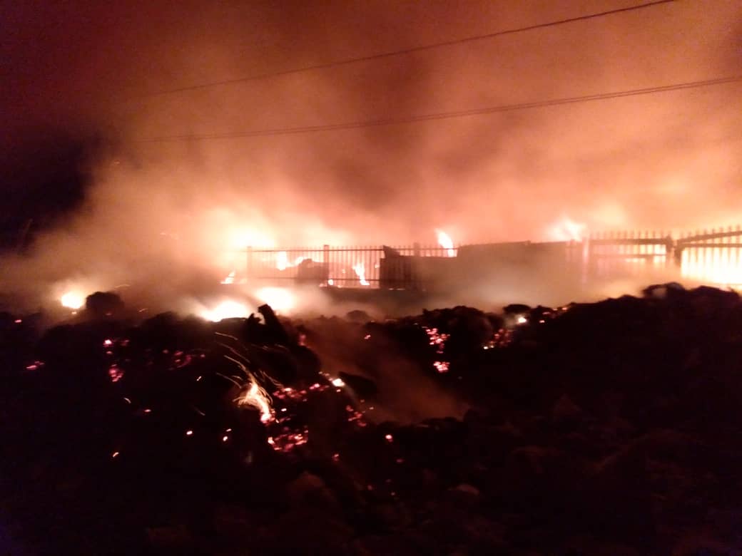 Le plus grand marché public de Jacmel détruit par un incendie