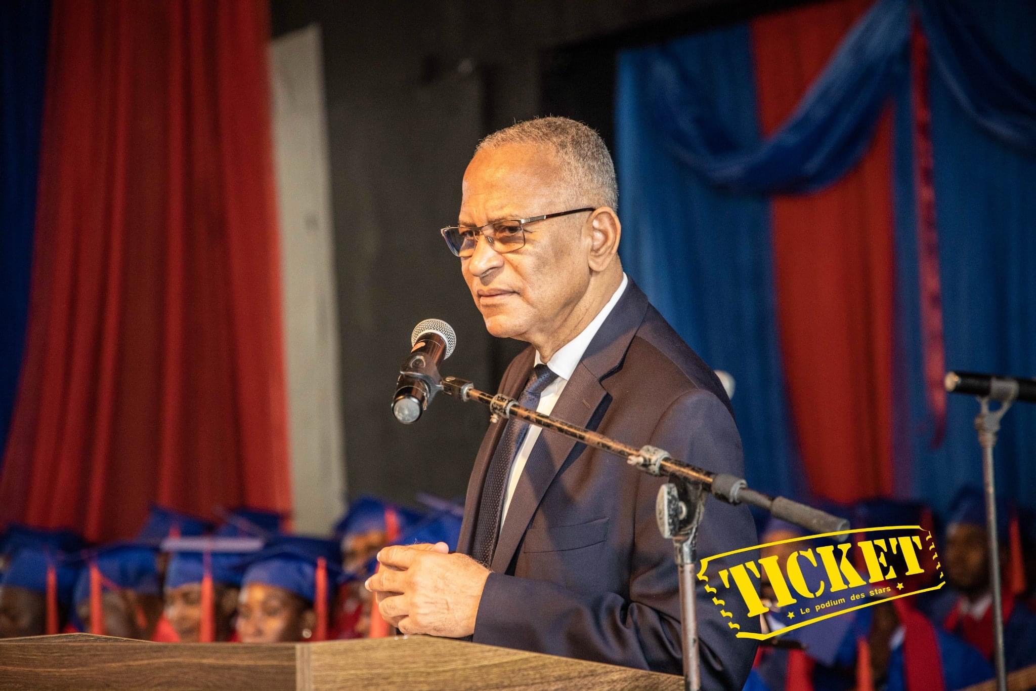 Jacky Lumarque invite le Premier ministre Ariel Henry à entamer des « négociations politiques »
