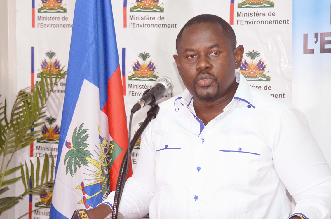 Le ministre James Cadet lance le Mois de l’environnement