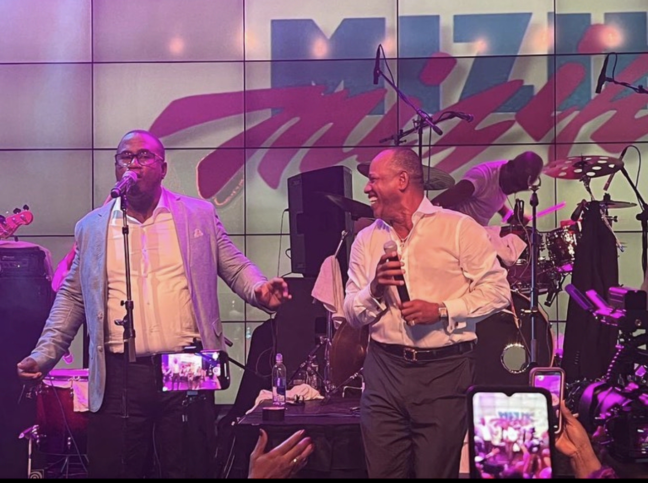 46/36, une soirée à la hauteur de l’expérience de Magnum Band et Mizik Mizik