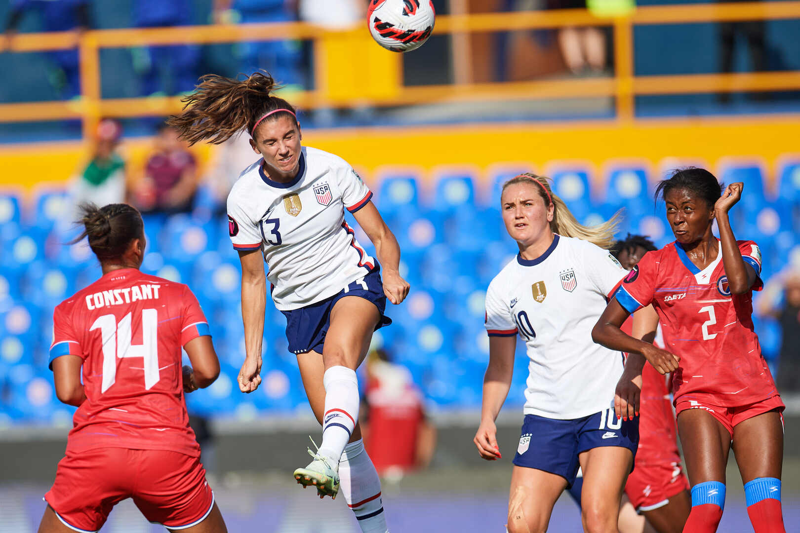 Concacaf Football féminin: Haïti s’incline (0-3) face aux États-Unis
