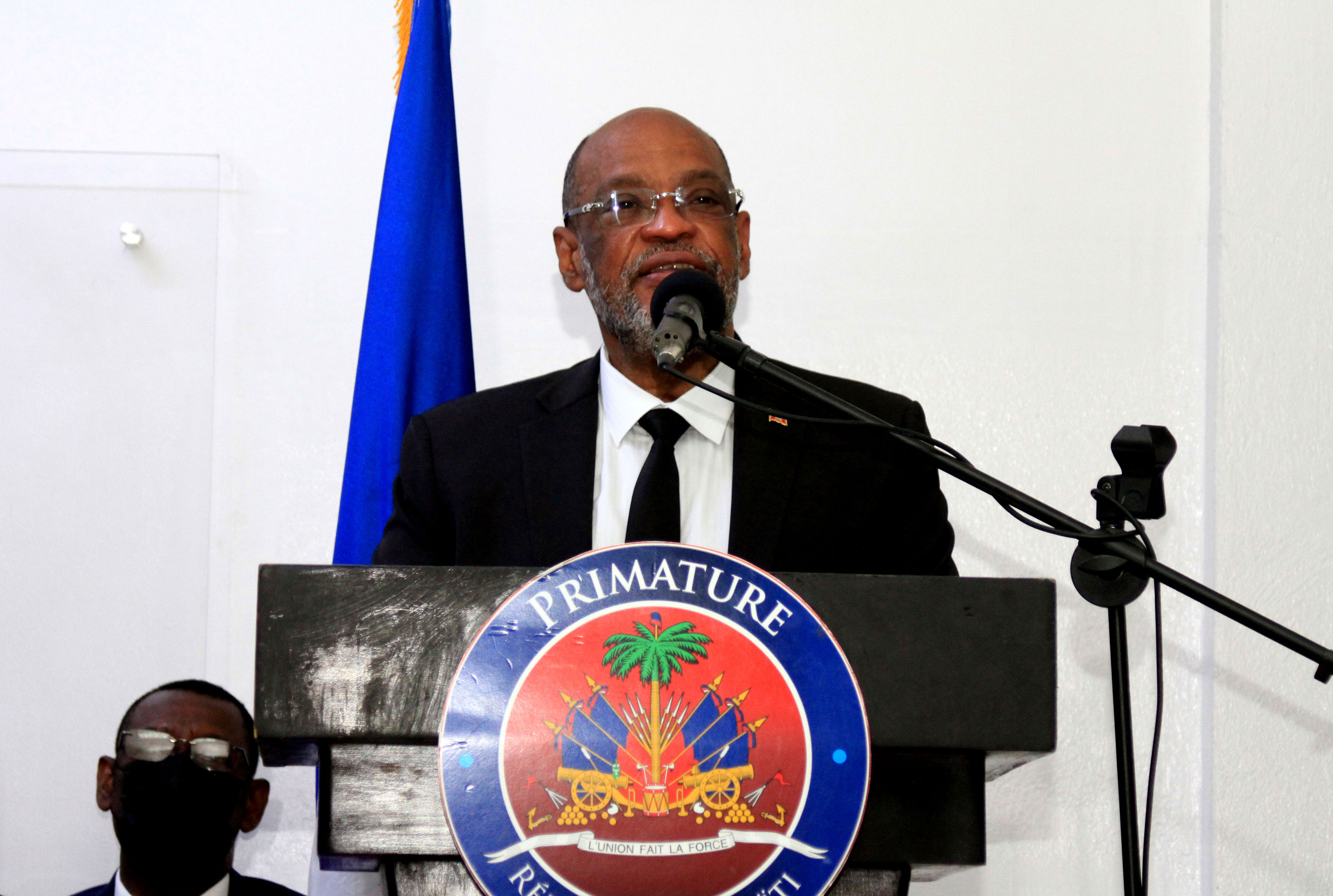 Ariel Henry, contesté, promet un train de mesures