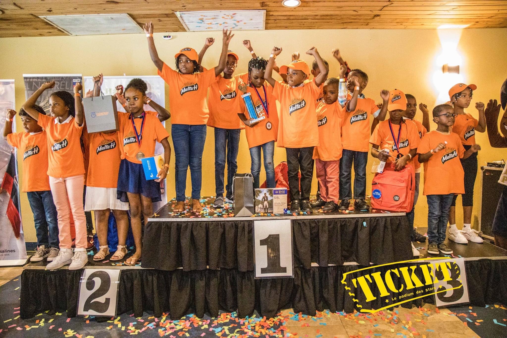 Concours de Puzzle: Bedenaëlle Walter et Jose Virgnia-Ela B. Louis, champions de la 2e édition