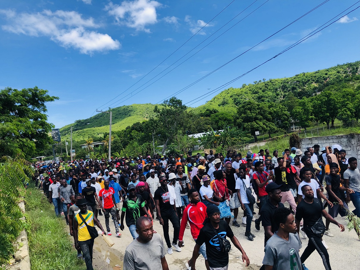 Deux jours de manifestations : 3 morts et des blessés
