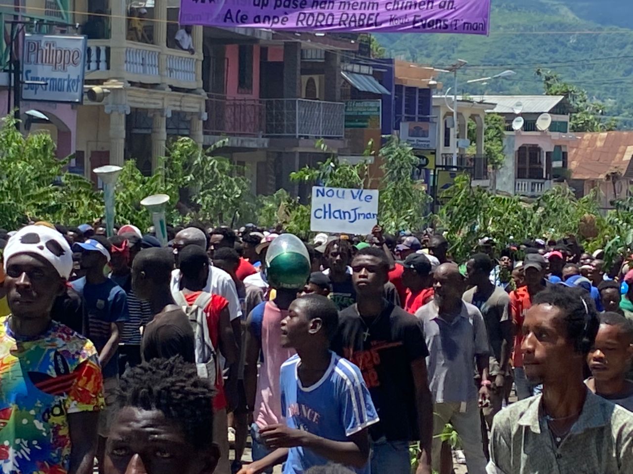 Journée tendue à Jacmel, plusieurs blessés par balle