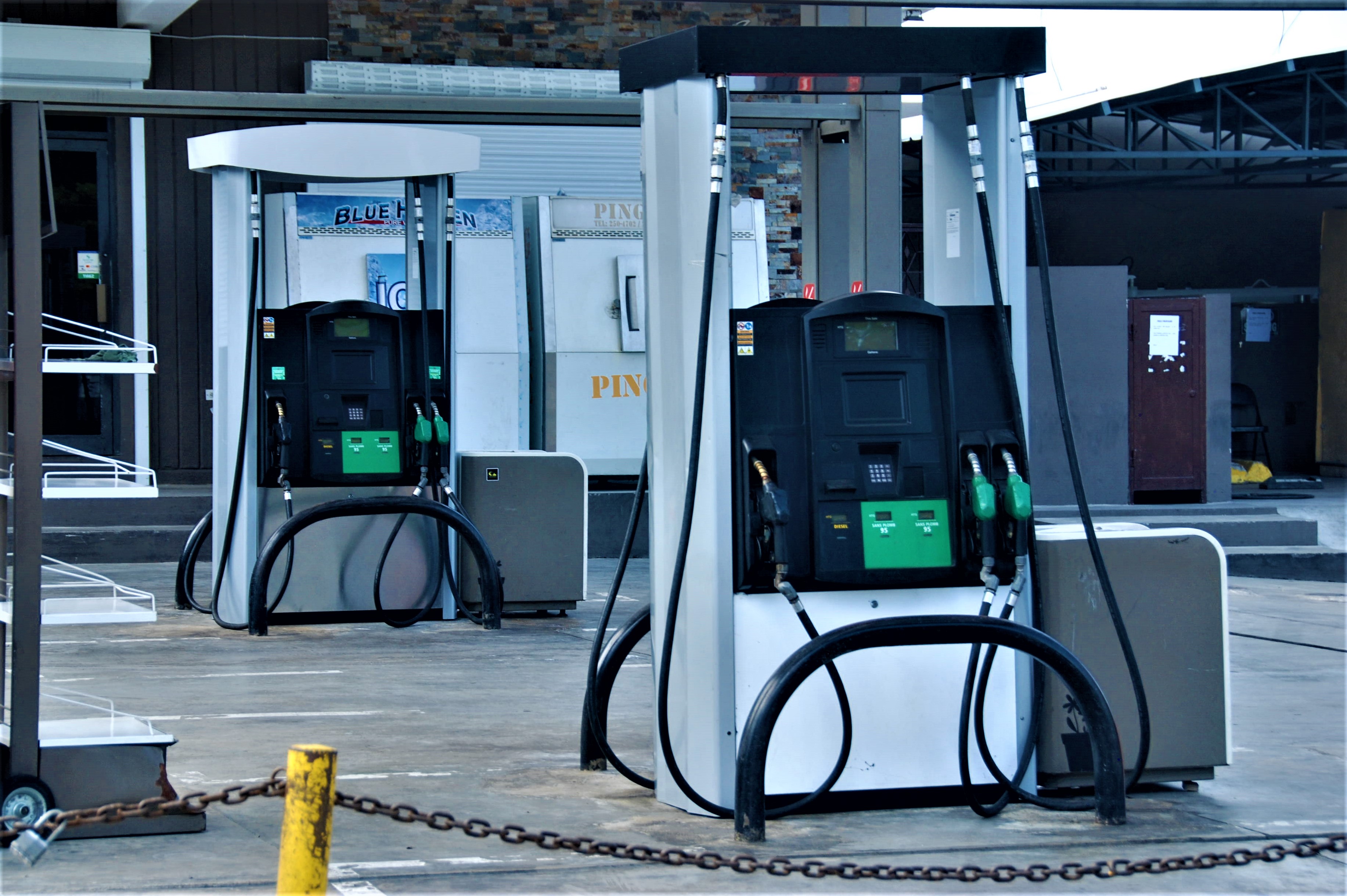 Les produits pétroliers n’arrivent pas dans des villes de province à cause de l’insécurité