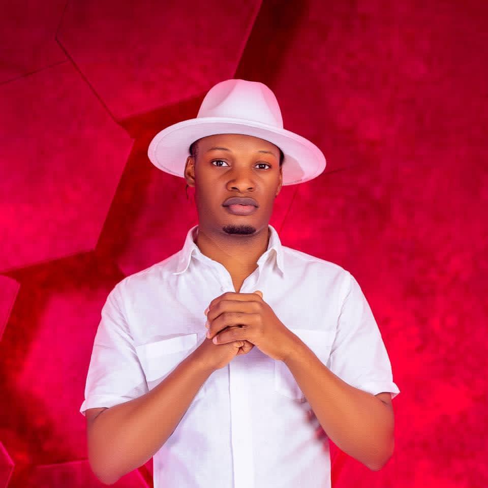 Musique : Fredelin François propose « M’ anvi fè tatoo »