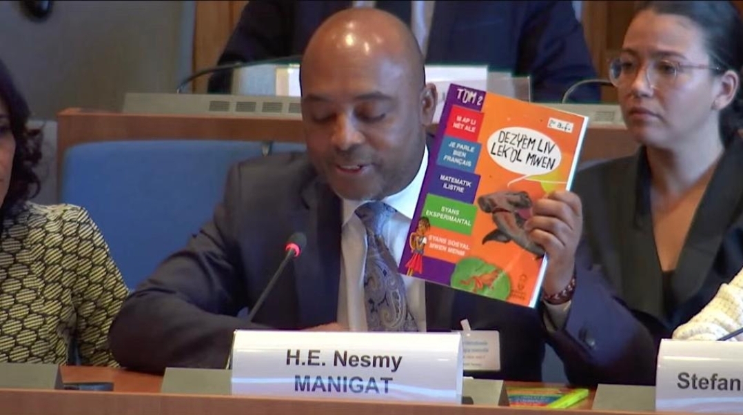 Journée internationale de la langue maternelle: discours du ministre Manigat à l'UNESCO