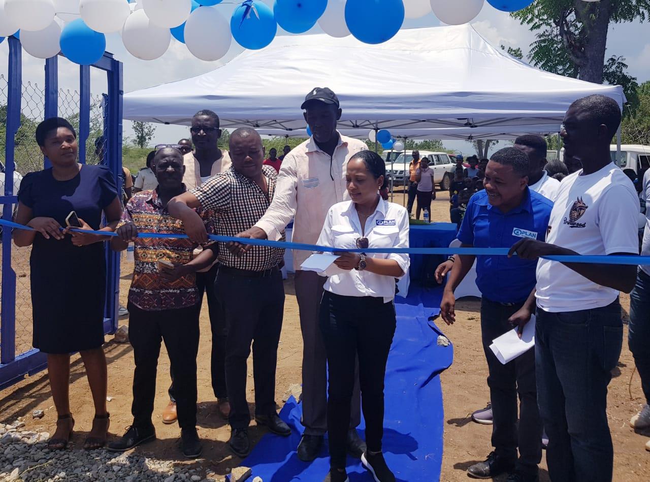 Inauguration d'un système d'eau potable à Fort-Liberté 