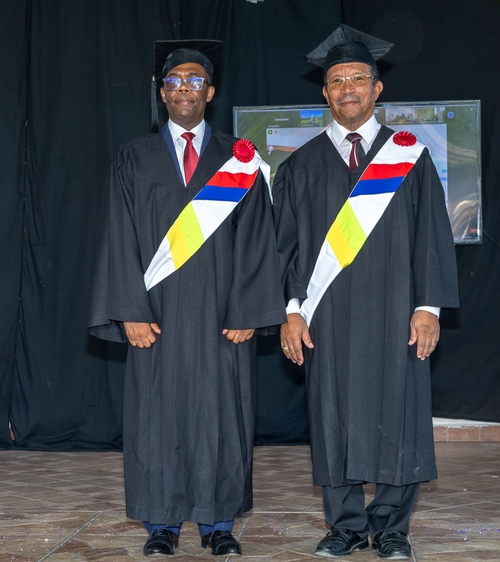 Two Prominent Figures Honored at ISTEAH's Sixth Graduation Event