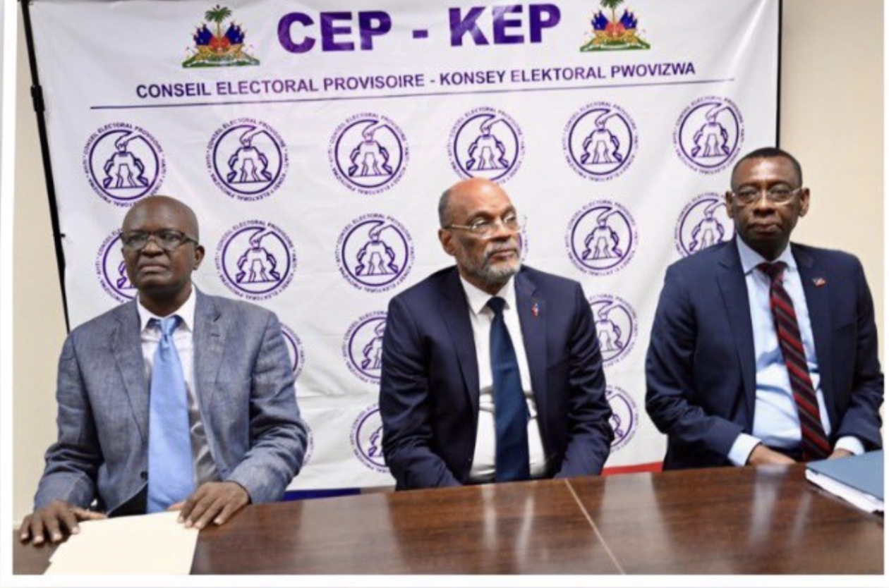 Ariel Henry visits the CEP offices in Pétion-Ville