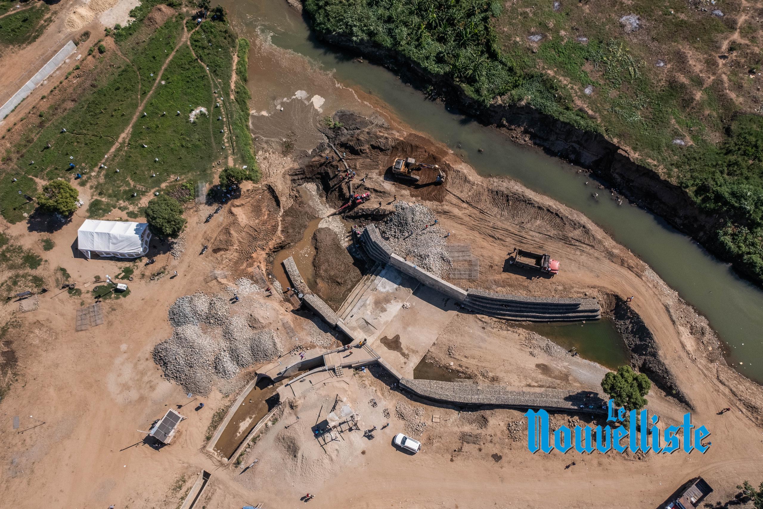 Rivière Massacre: le canal principal est prêt à plus de 85%