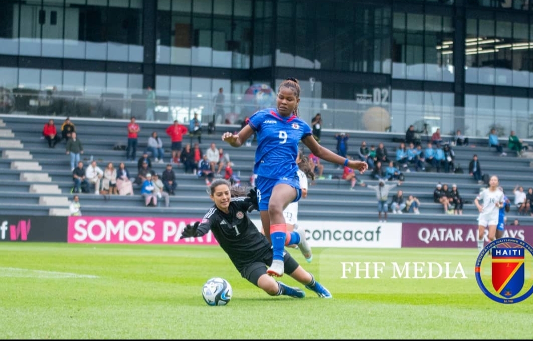 Concacaf U17 filles : Un quadruplé de Lourdjina Etienne face à Salvador (5-3) envoie Haïti en demi-finale