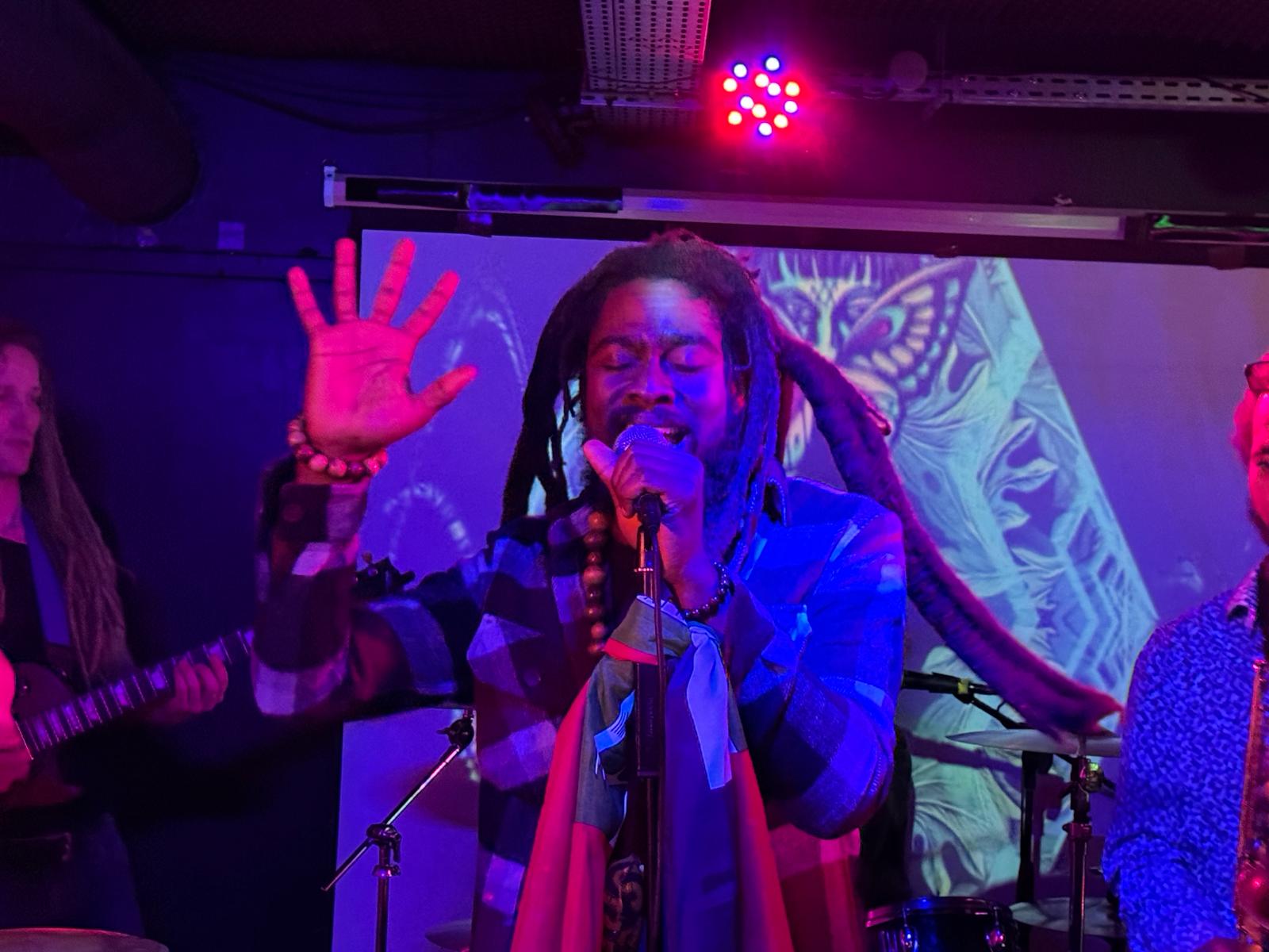 Chango Bastia, une voix de la résistance