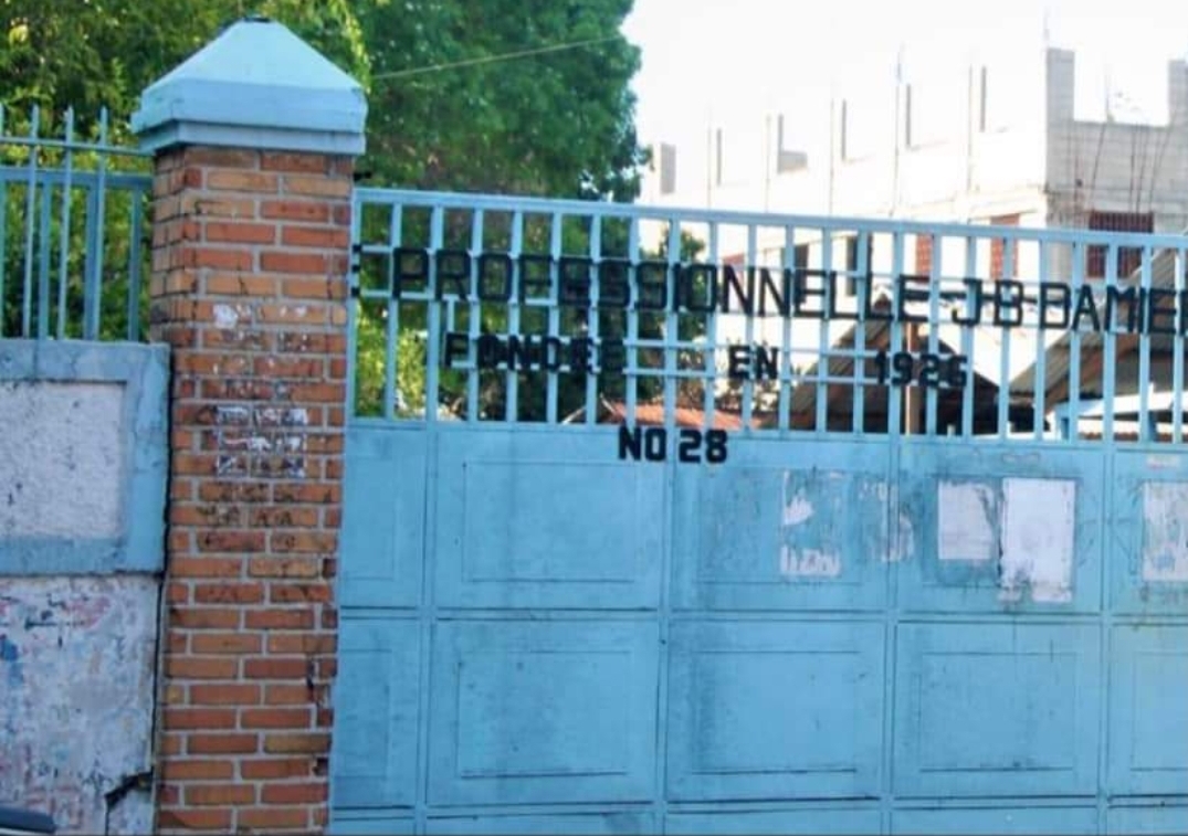 J.B Damier, la plus ancienne école professionnelle d’Haïti, vandalisée au centre-ville de Port-au-Prince