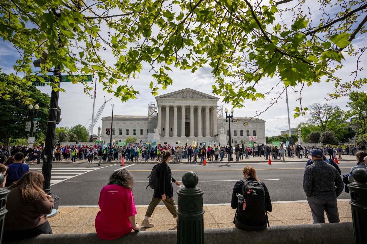 Divisée, la Cour suprême des Etats-Unis examine l'interdiction de l'avortement dans l'Idaho