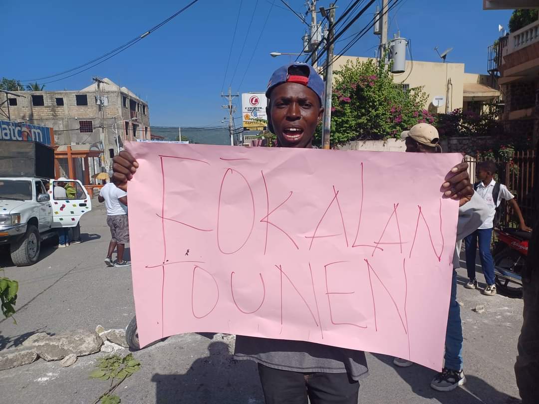 Panique à Jacmel suite au départ du directeur départemental de la police
