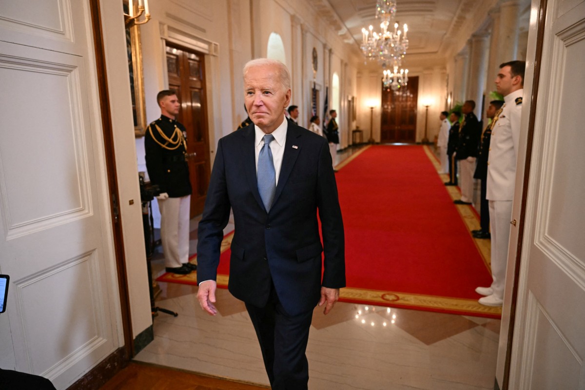 Biden se bat pour maintenir sa candidature en vie