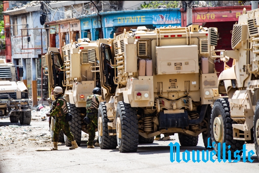 Haitian and Kenyan Officers Patrol the Streets of Port-au-Prince