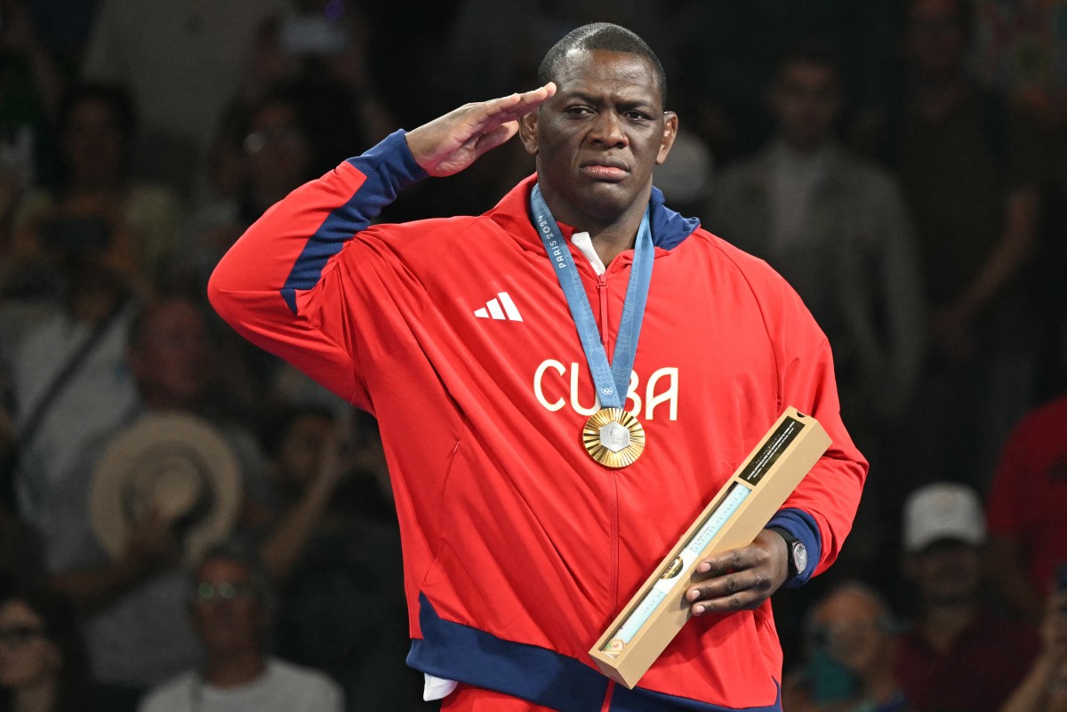 Lutte: le Cubain Mijain Lopez seul au sommet de l'Olympe