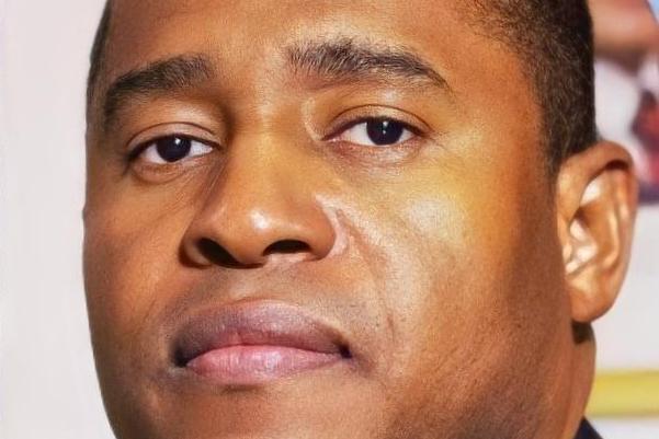 Frantz Carly, entre chiffres et lettres, une plume engagée au service d'Haïti