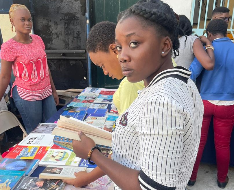 Que lisent les jeunes d'Haïti aujourd'hui ?