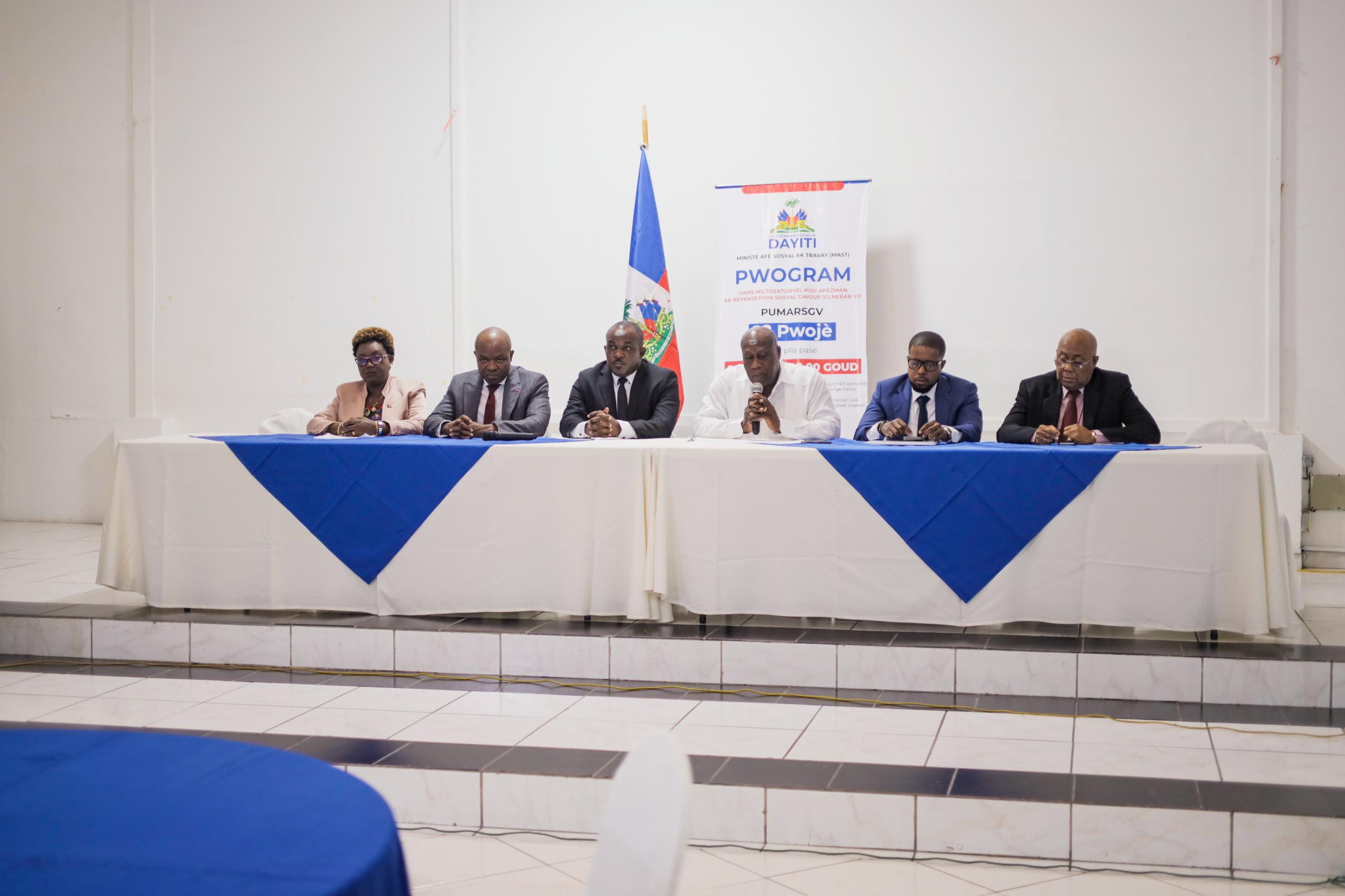 Soutien aux microentreprises agricoles : le ministre de l’Agriculture présente un projet de crédit