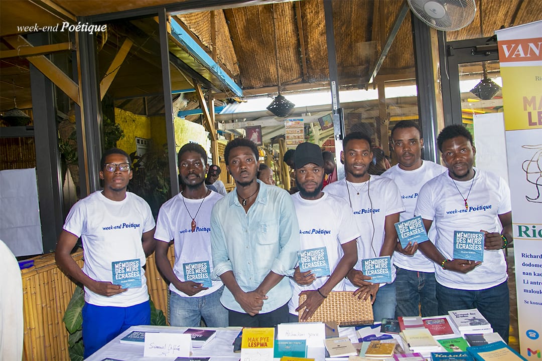 Week-end poétique à Carrefour pour dire non à la violence