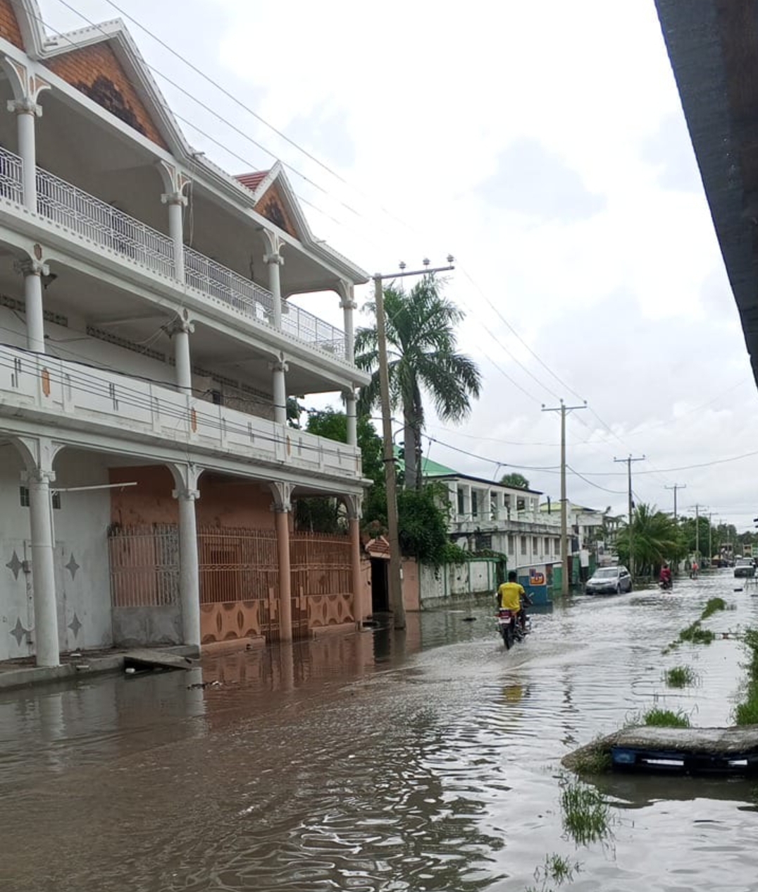 Quand il pleut, la ville des Cayes chôme quasiment