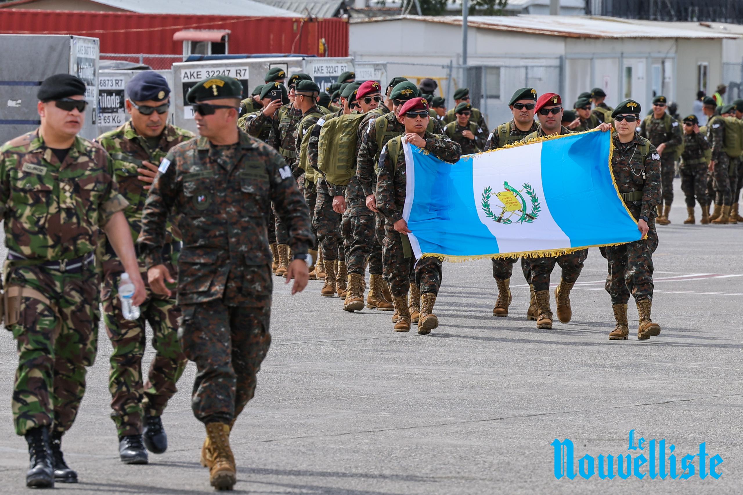 Un deuxième groupe de 77 officiers du Guatemala est arrivé à Port-au-Prince ce samedi