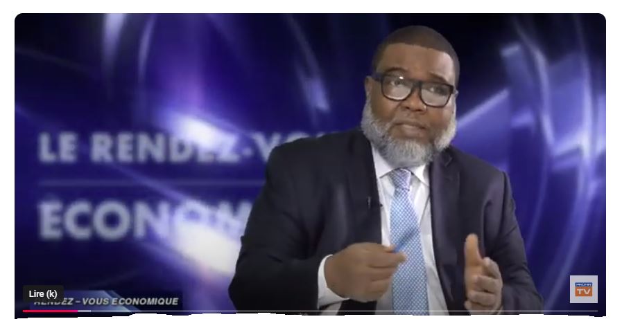 La mauvaise gouvernance et le changement de Constitution à la loupe de Frantz Duval