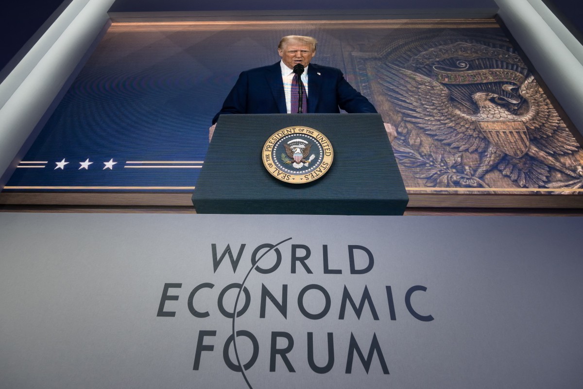Venez en Amérique ou payez des taxes, lance Trump aux patrons réunis à Davos