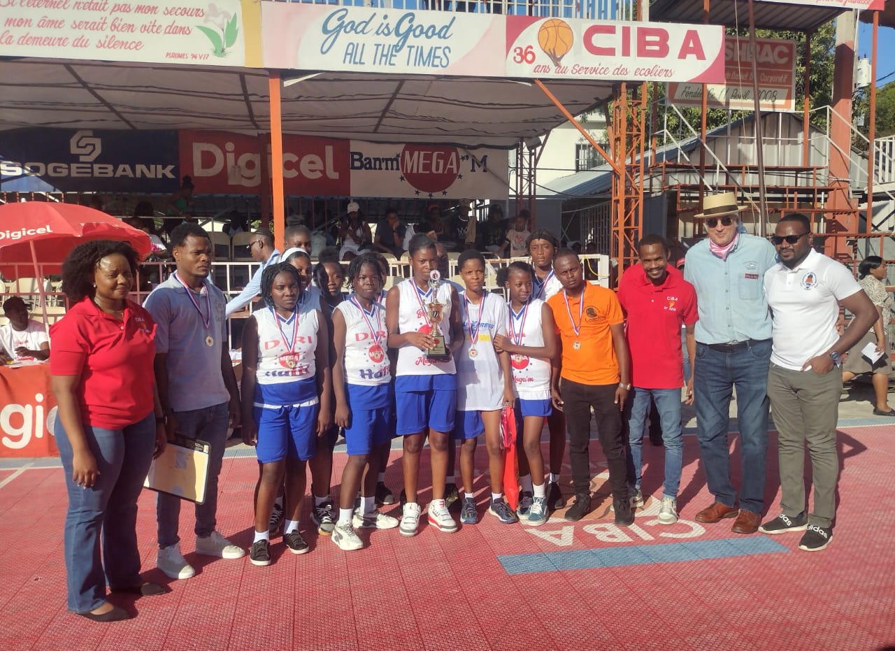 Journée des Champions : deux trophées pour le collège Jacques Roumain, collège Fernand Prosper couronné