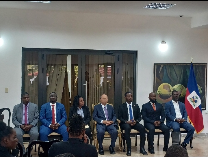 Mise en place d’une commission de restructuration de la RTNH