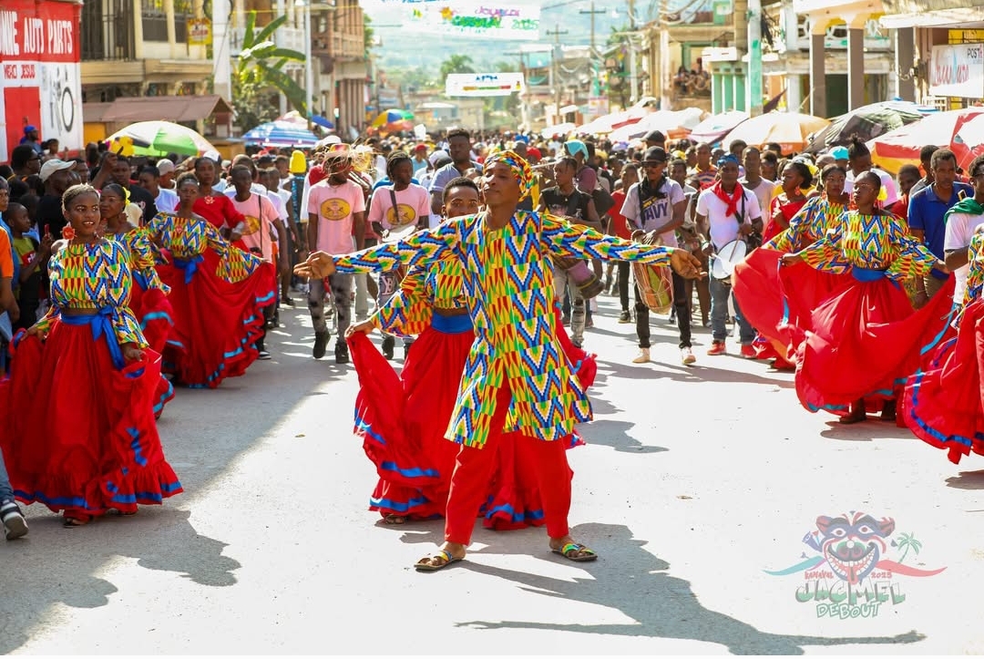 Jacmel célèbre la 33e édition de son carnaval