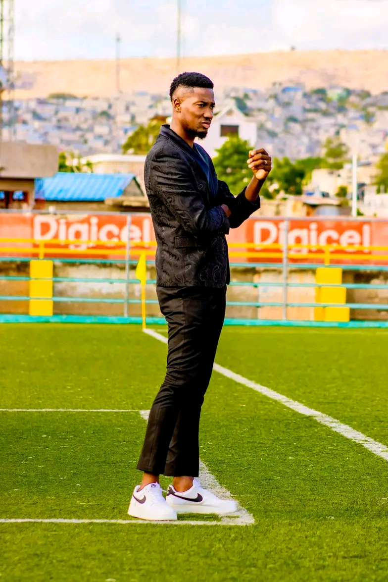 Tempête FC prépare son retour à la compétition avec Rolph Edson Joseph à la barre