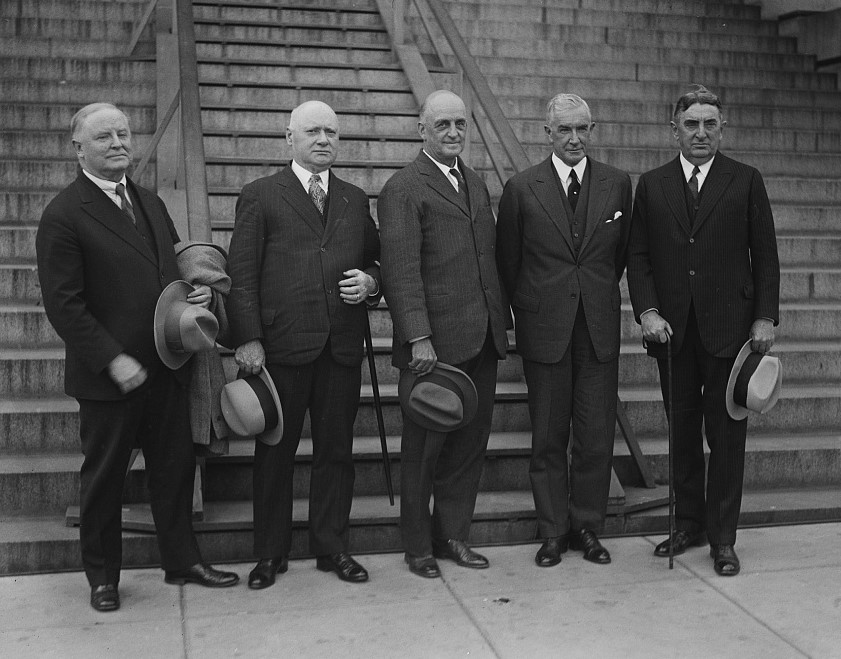 Commission Forbes : en route vers la désoccupation américaine