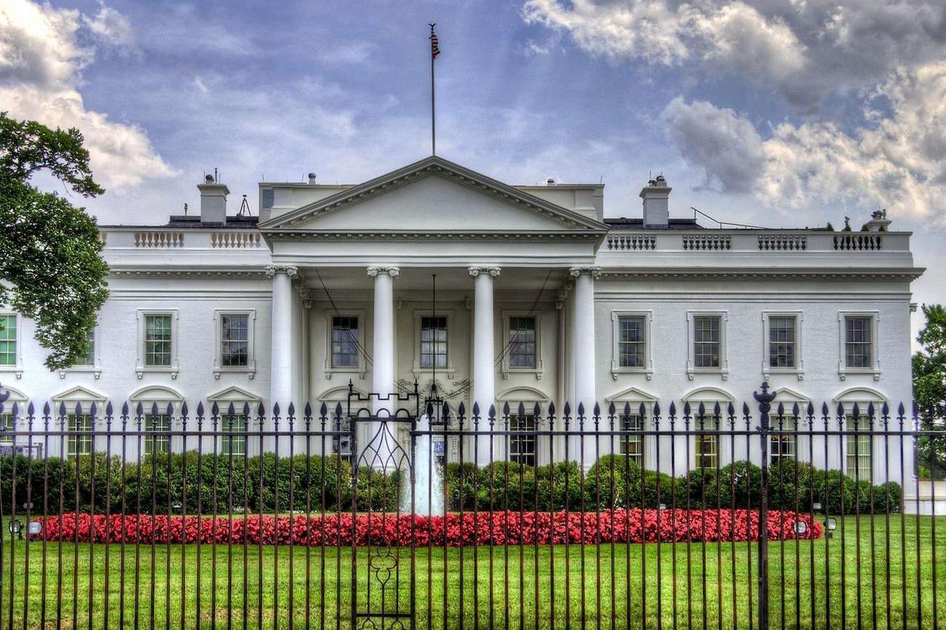 Le président Donald Trump, le Protectionnisme et les Déportations : Un pari risqué aux conséquences mondiales