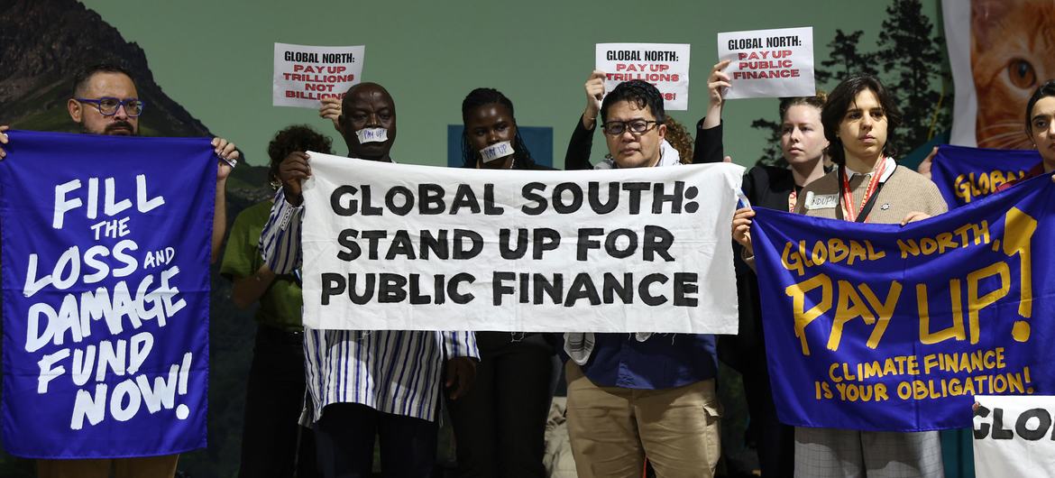 Des pays consacrent plus d’argent à rembourser leur dette qu’à lutter contre le changement climatique