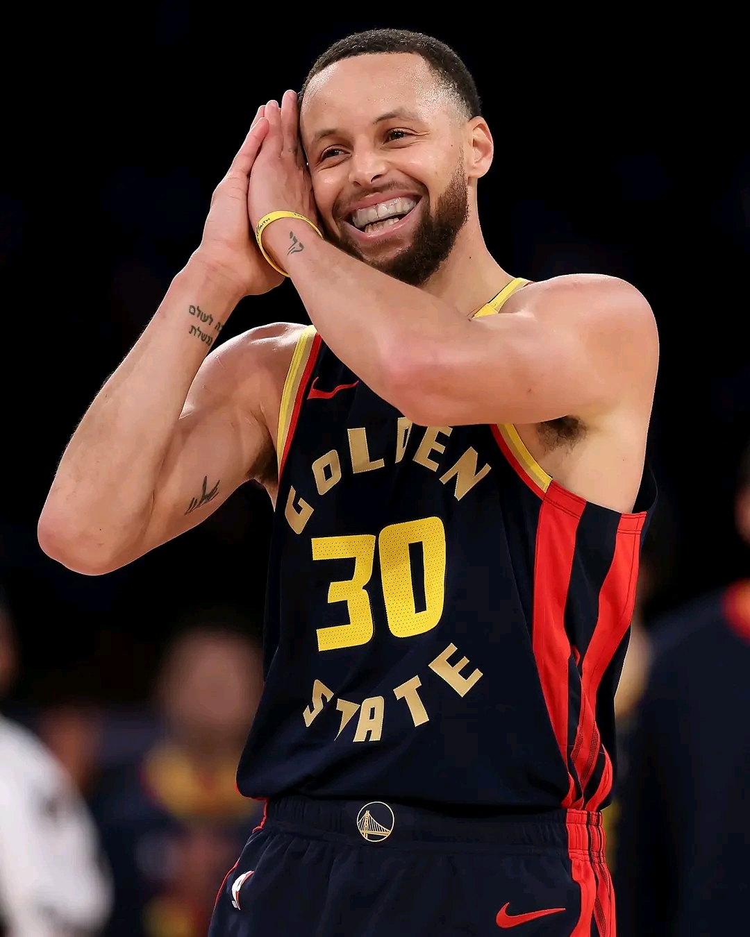 NBA : Stephen Curry, premier joueur à inscrire 4 000ᵉ panier à trois points en carrière
