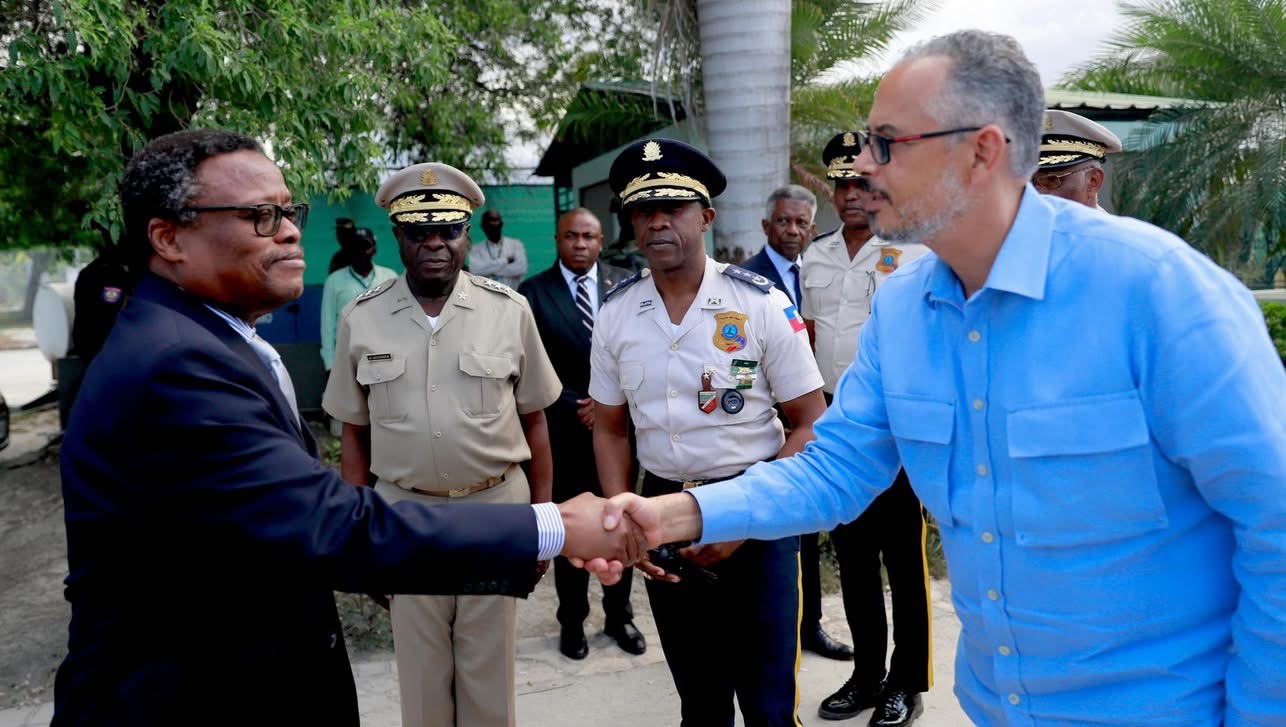 Le président du CPT Fritz Alphonse Jean en mission officielle en Jamaïque