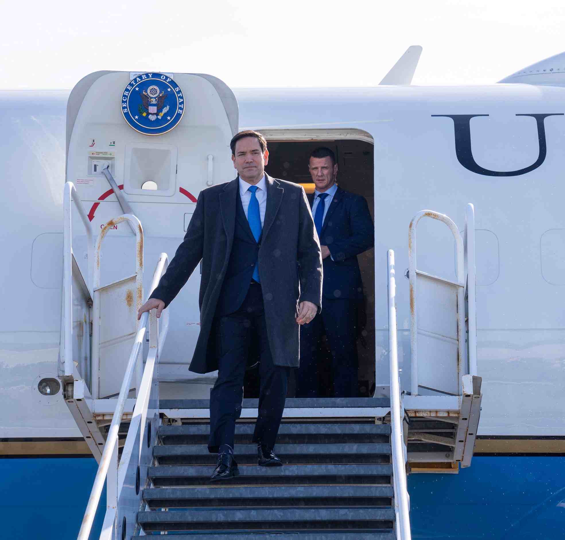 Rubio confirme une attaque de drone près du consulat américain à Dubaï