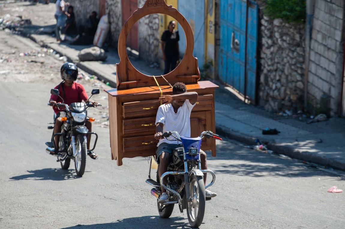 Avant que la ville ne tombe...