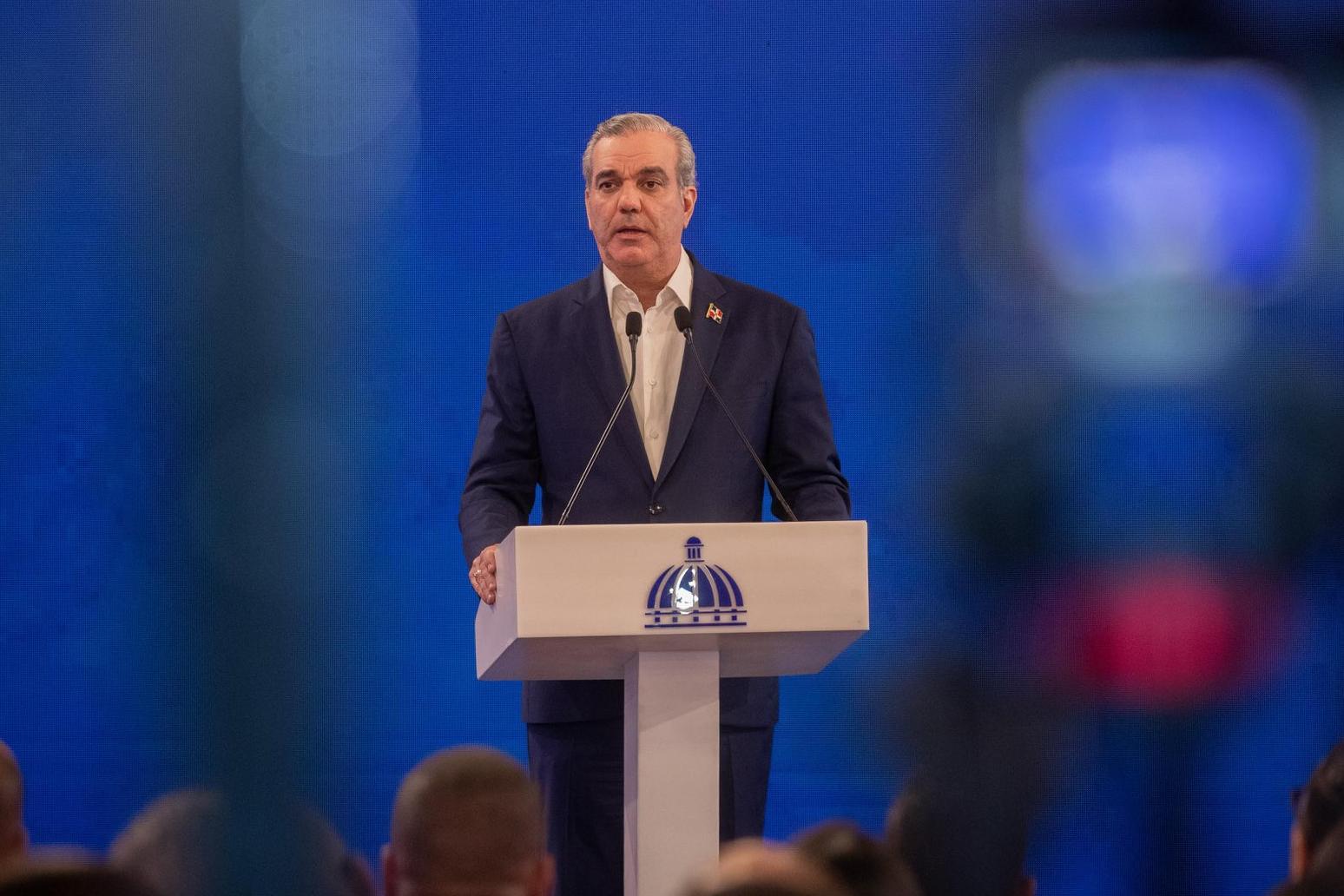 Lutte contre les Haïtiens : le président dominicain durcit le ton et annonce une série de 15 mesures