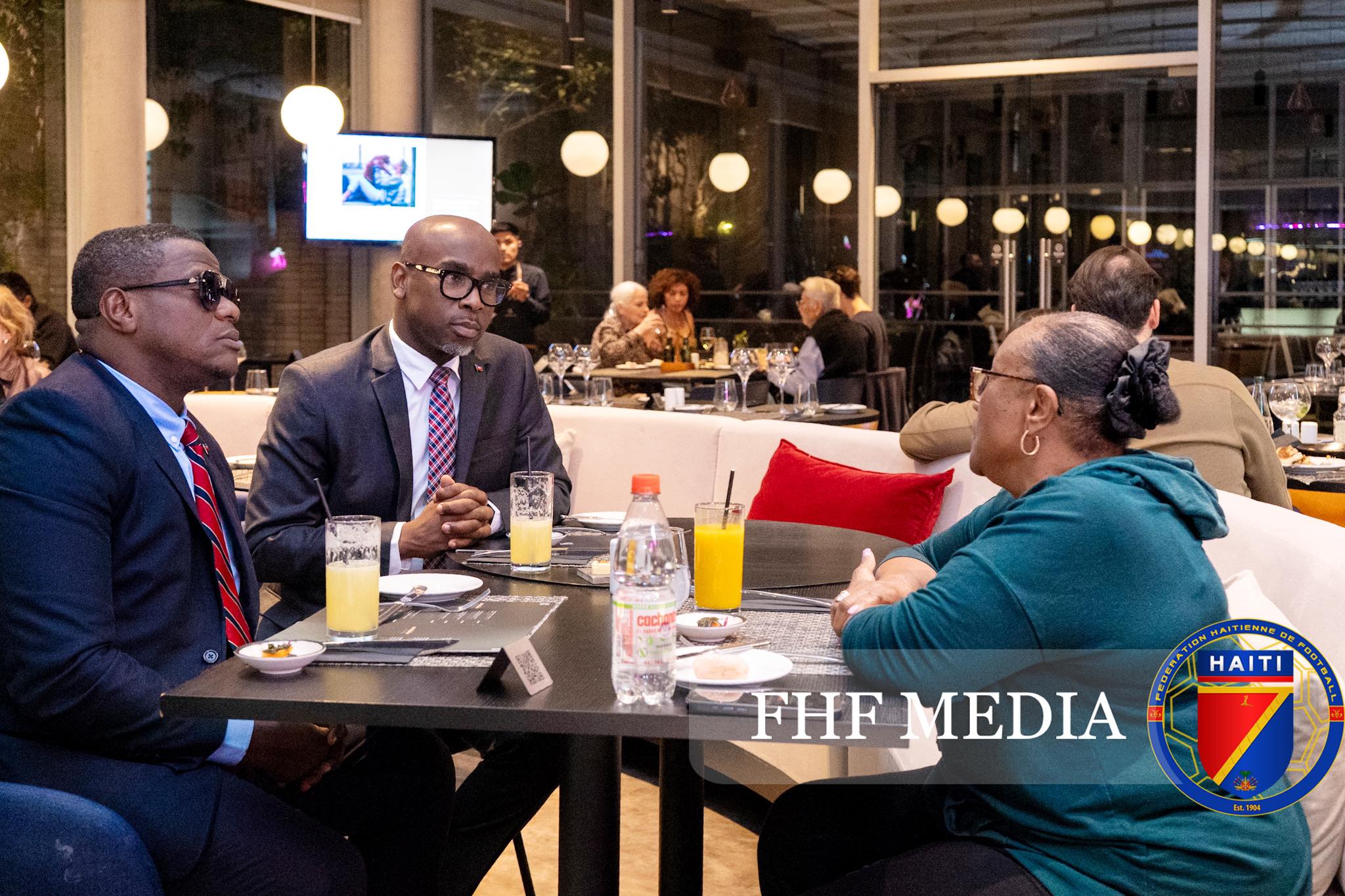 Les Grenadières accueillies chaleureusement à l'ambassade d'Haïti au Chili