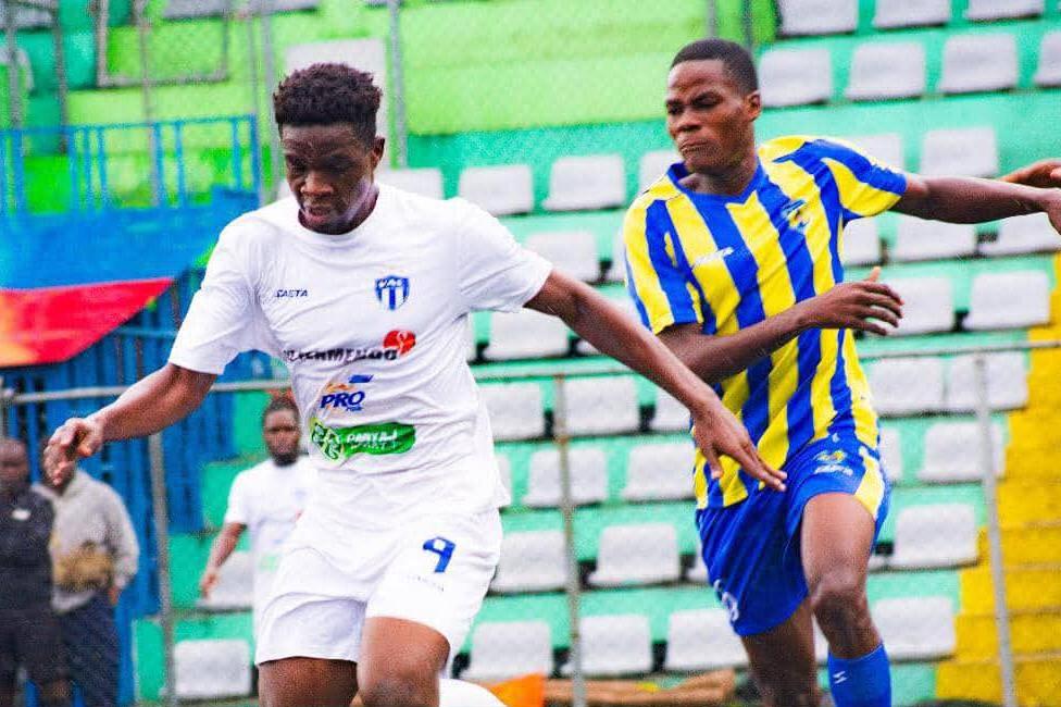 Le Violette AC inflige une sévère défaite au Racing CH