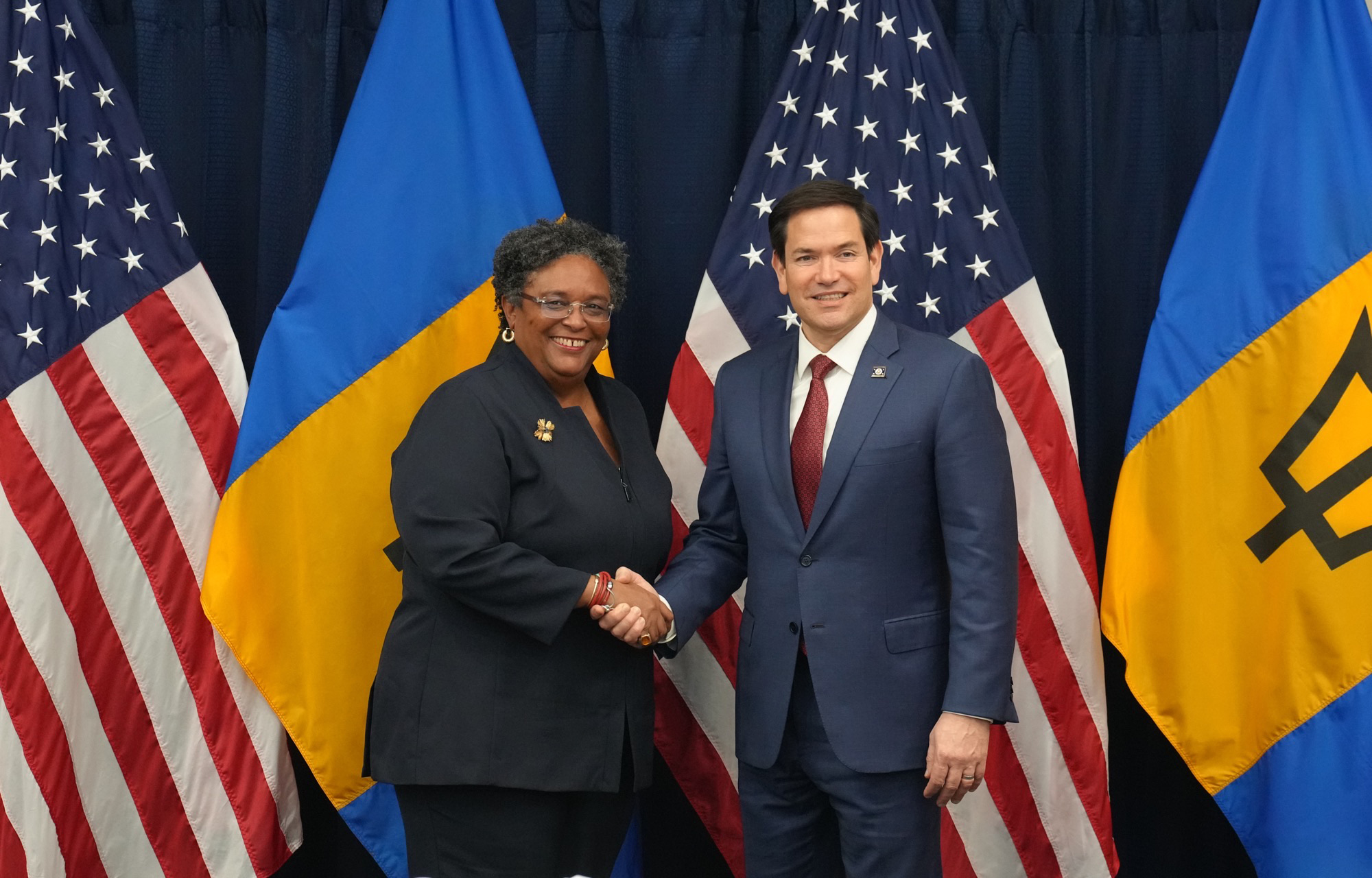 Les États-Unis et la Caricom s’opposent à la prise du pouvoir par les gangs criminels