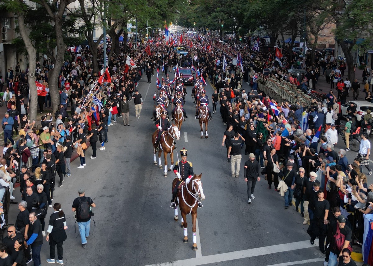 L'Uruguay dit adieu à son charismatique ex-président "Pepe" Mujica
